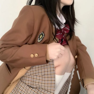 他不是我